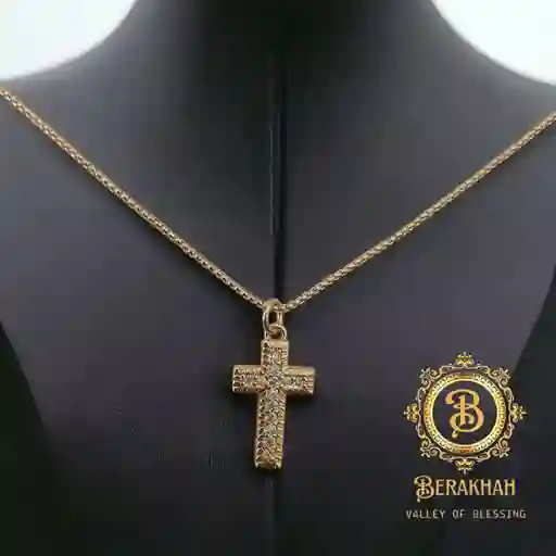Collar Cruz De Brillante Firmeza