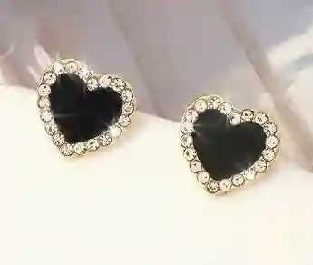 Arete Corazon Negro Mini