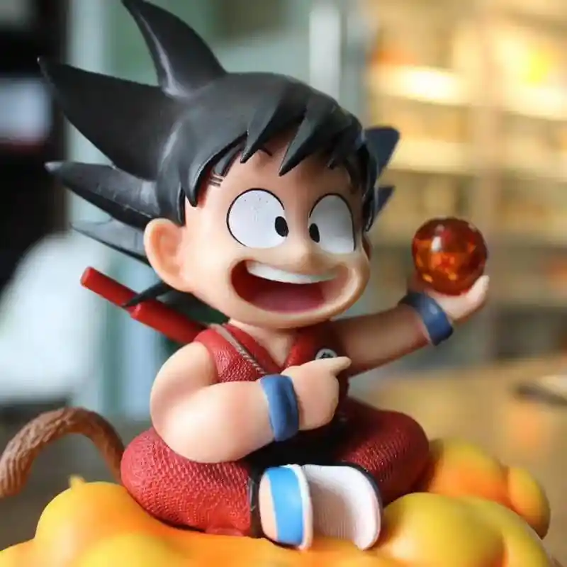 Figura Coleccionable Dragon Ball Z Goku En Nube