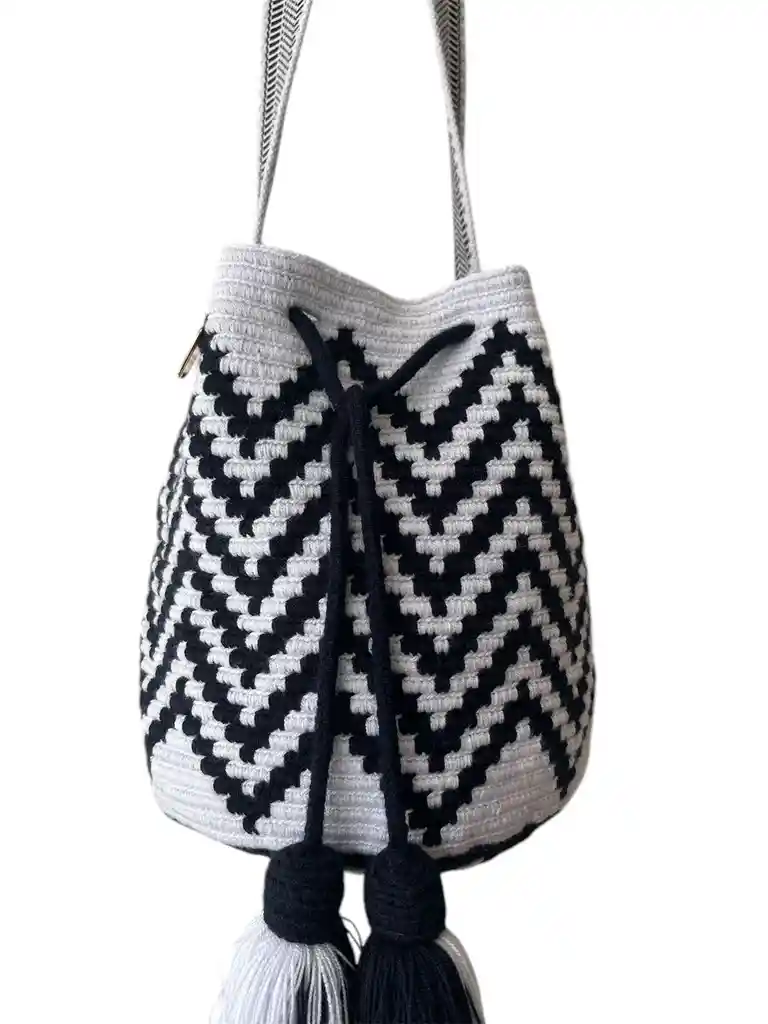 Wayuu Bags Mediana Diseño