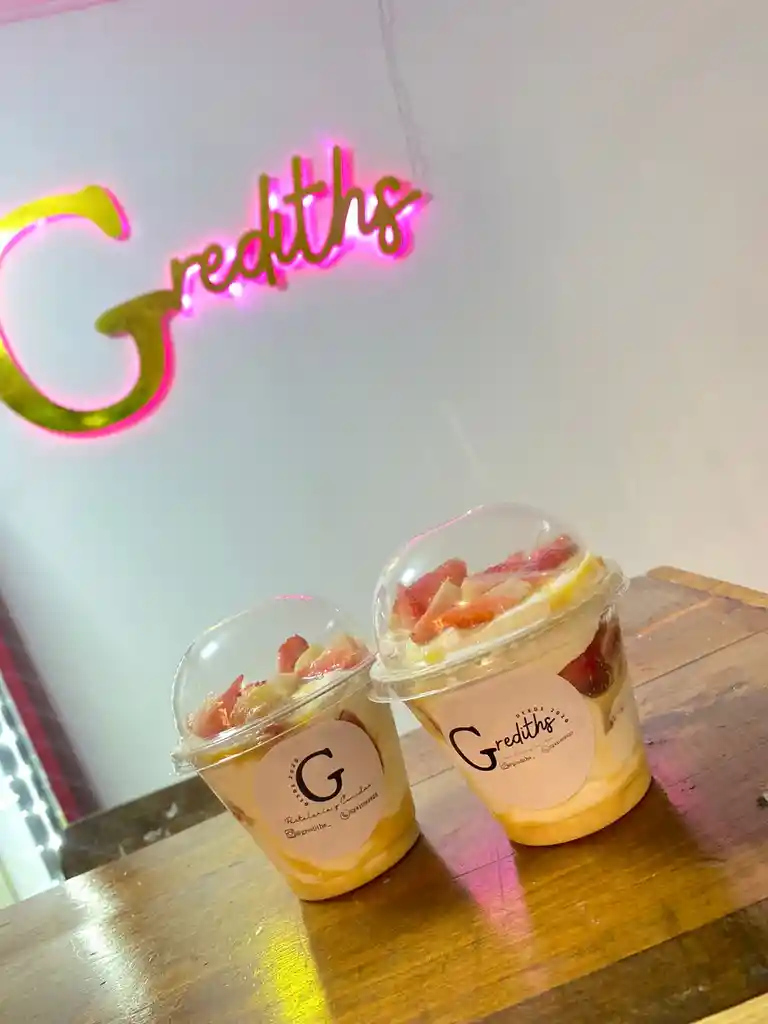 Fresas Con Crema 9 Onz