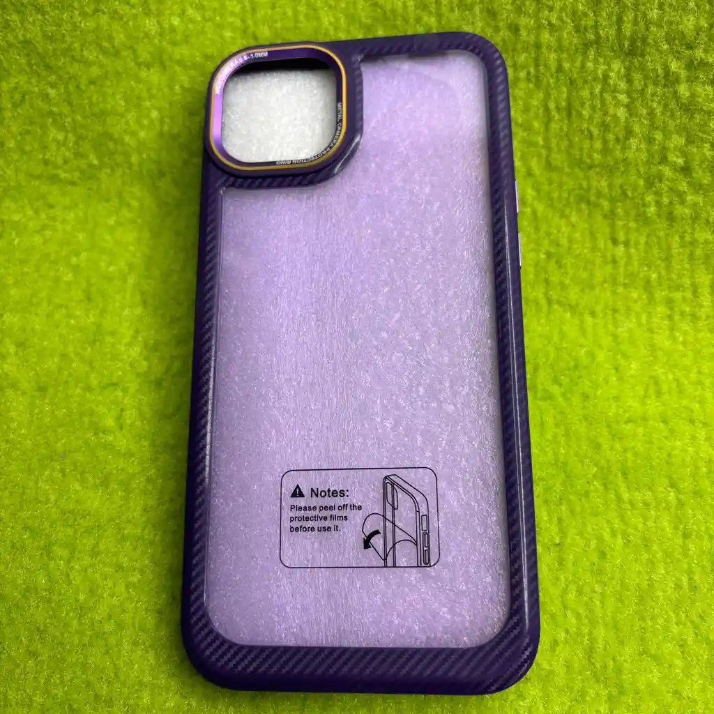 Forro Iphone 15 Plus / Diseño Morado