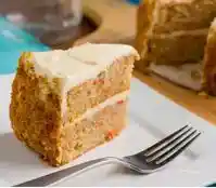 Porcion Torta Zanahoria Nueces Y Canela