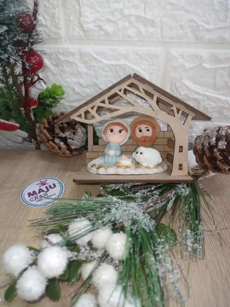 Pesebre En Madera Y Porcelanato