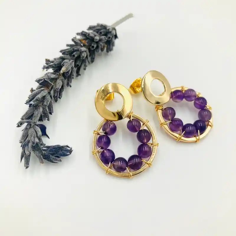 Aretes Dorados Con Piedras Amatista Natural