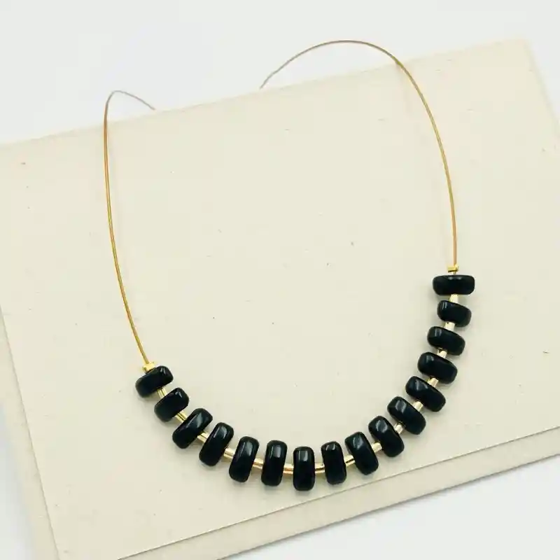 Collar Dorado Egipcio Con Obsidiana