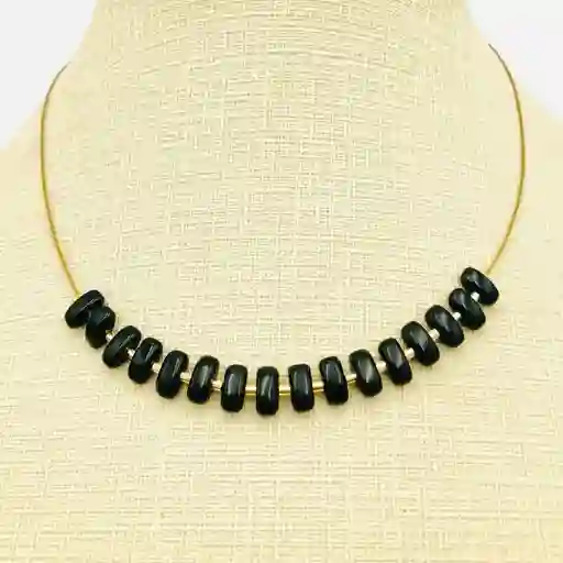 Collar Dorado Egipcio Con Obsidiana