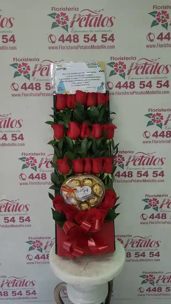 Arreglo Floral Rosas Dulces