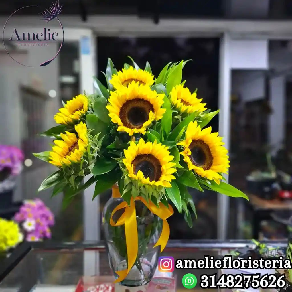 Jarrón Con Girasoles