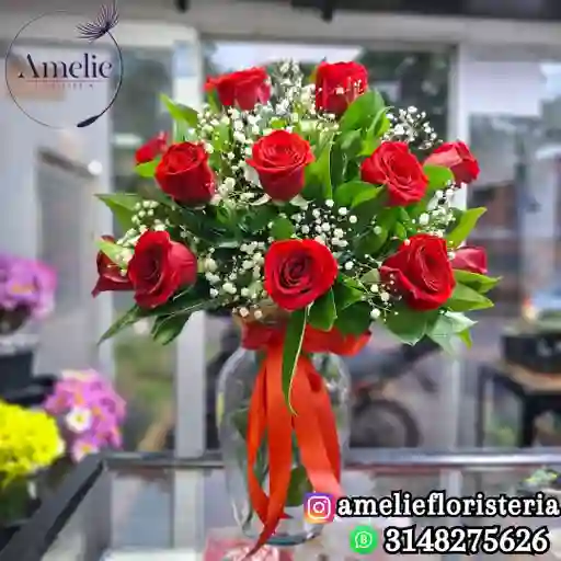 Jarrón Con Rosas