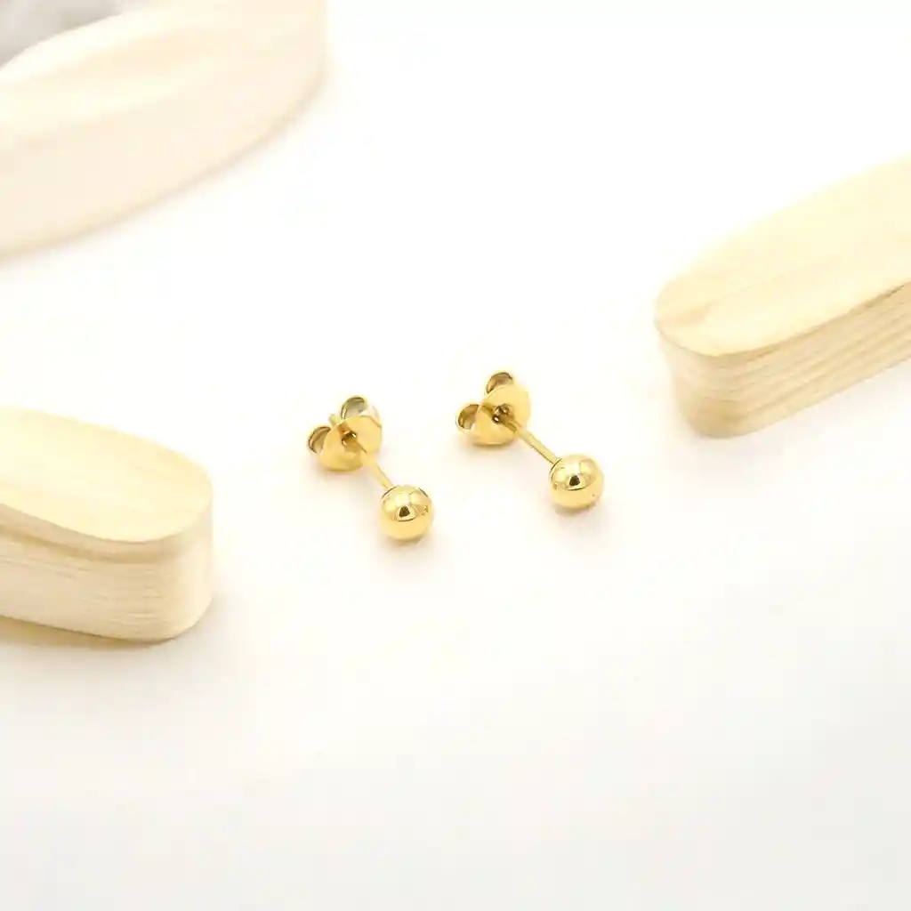 Topos Aretes Balin 4mm Oro Laminado 18k
