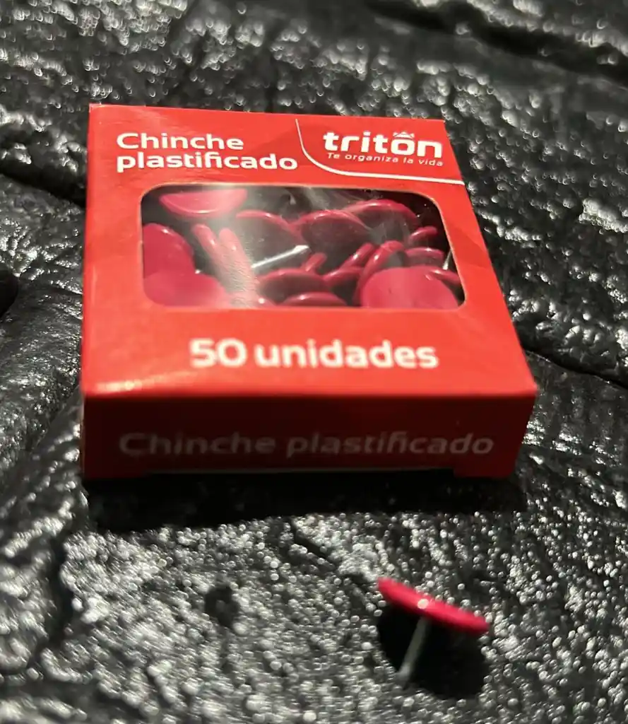 Chinches Plastificados Caja X50 Unidades