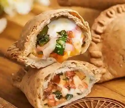 Mini Empanadas Italianas Tomates Y Albahaca 12 Unidades.