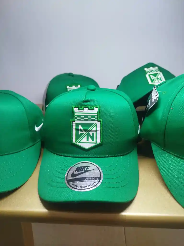 Gorra Del Atletico Nacional Calidad Premium