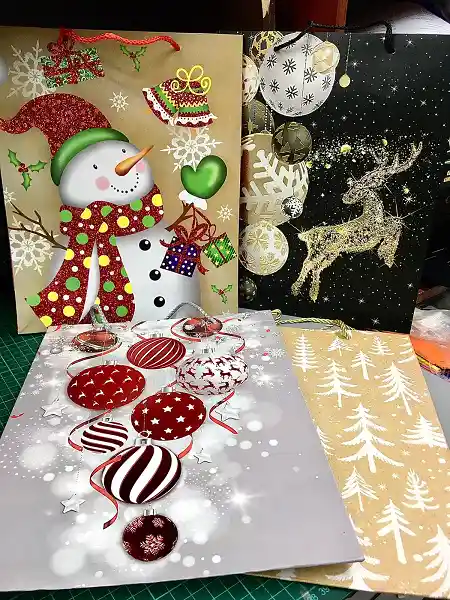 Bolsa De Regalo Navidad 26 X 32 X 1 Und