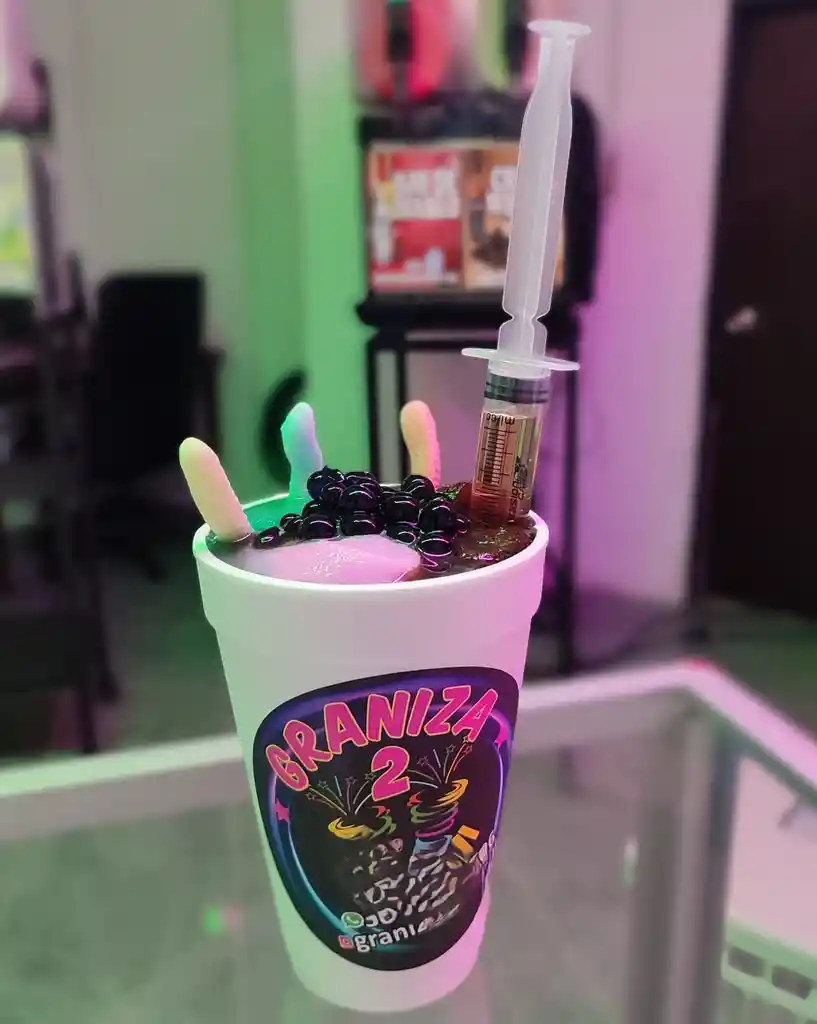 Granizado Con Licor De 20 Onzas Caipiriña Neon