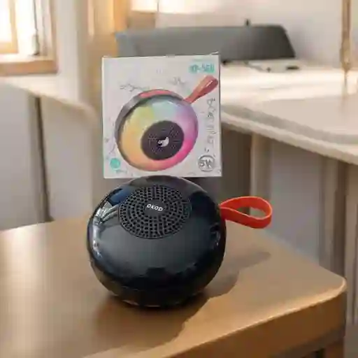 Parlante Portatil Con Iluminacion Led Multicolor Kp-560