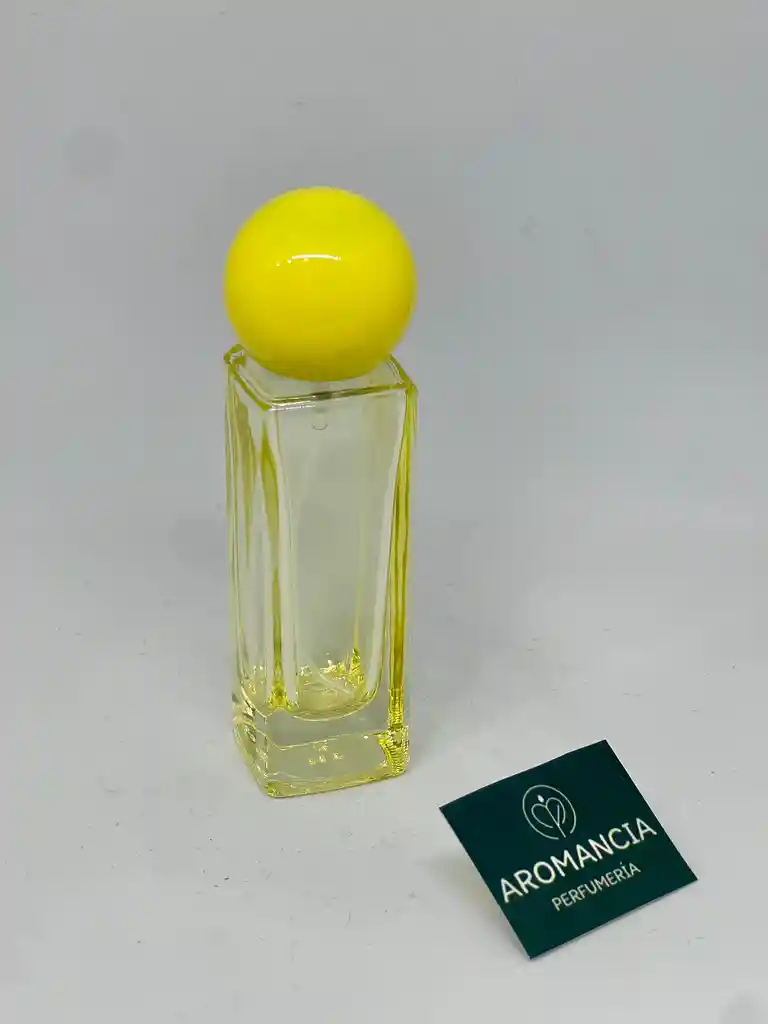 Perfume Arcano 30ml (inspirado En Honor Glory De Lattafa)