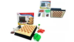 Juego 4 En 1 Juguetes Ajedrez Escalera Rummi