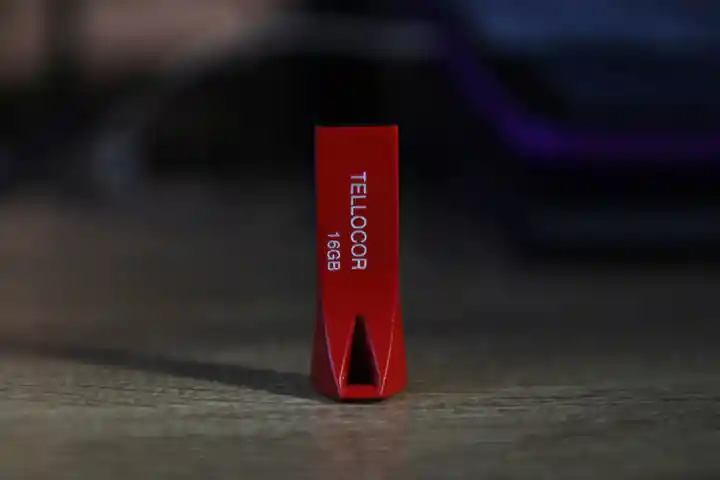Memoria Tellocor 16gb Rojo