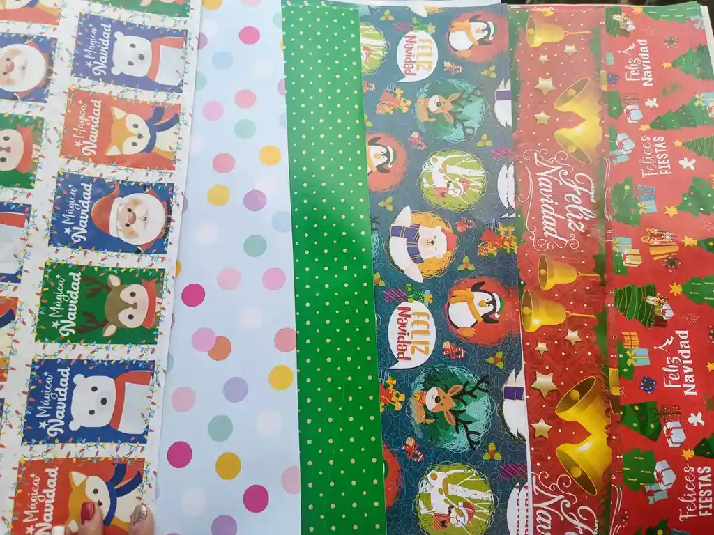 Papel De Regalo Navideño 50*70 Cm (1 Pliego)