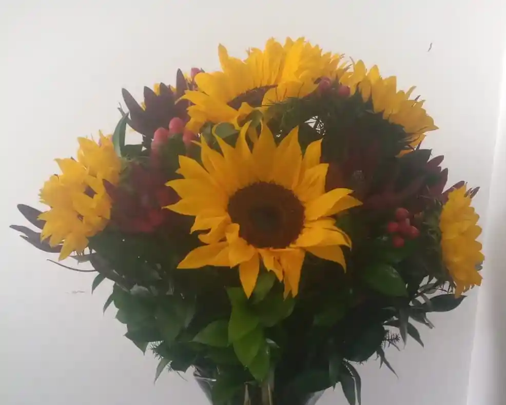 Bouqueth De Girasoles