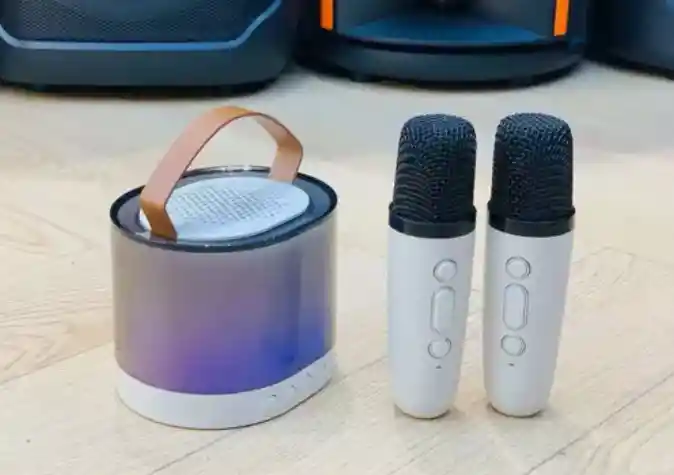 Altavoz Bluetooth Con Luz Y Micrófono Inalámbrico K52