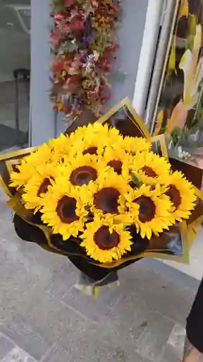 Bouquet De Girasoles
