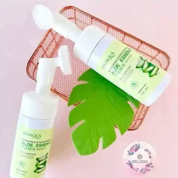 Espuma Facial Limpiadora Con Aloe Vera