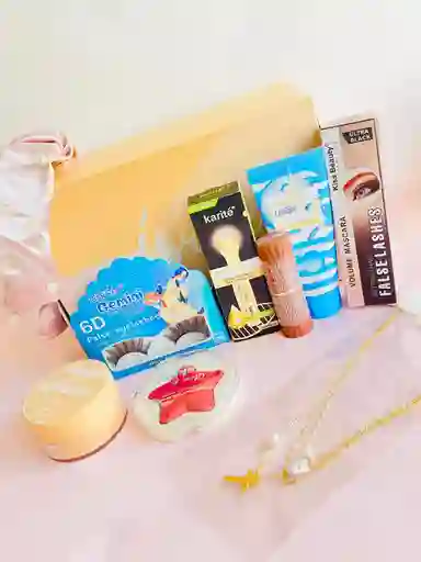 Regalo Especial De Maquillaje Y Accesorios - Combo 16			