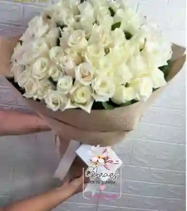 Ramillete De 48 Rosas Blancas