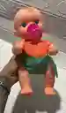 Bebe Plastico Cocolino Con Babero Mediano
