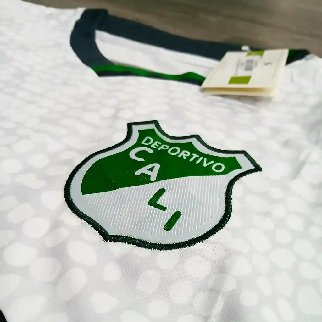 Uniforme Deportivo Cali