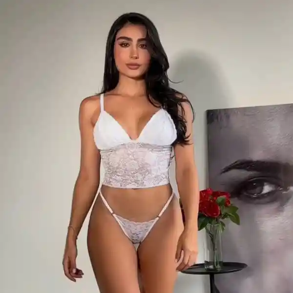 Conjunto Lenceria Alma Blanco En Encaje Top Y Panty Talla Única