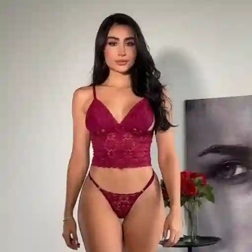 Conjunto Lenceria Alma Vinotinto En Encaje Top Y Panty Talla Única