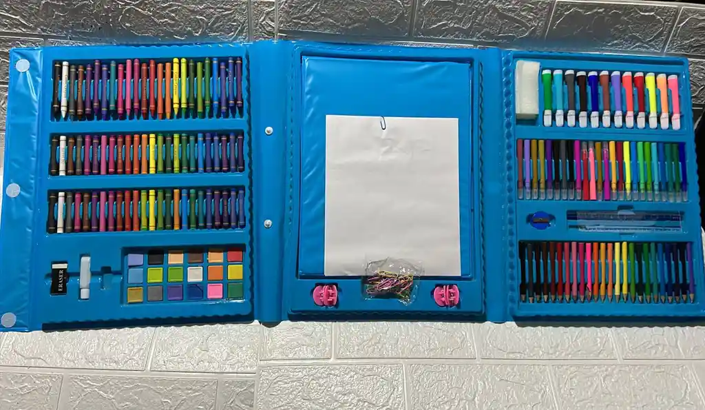 Set De Arte 208 Piezas Niño Marcadores + Crayolas + Colores + Plumones Etc