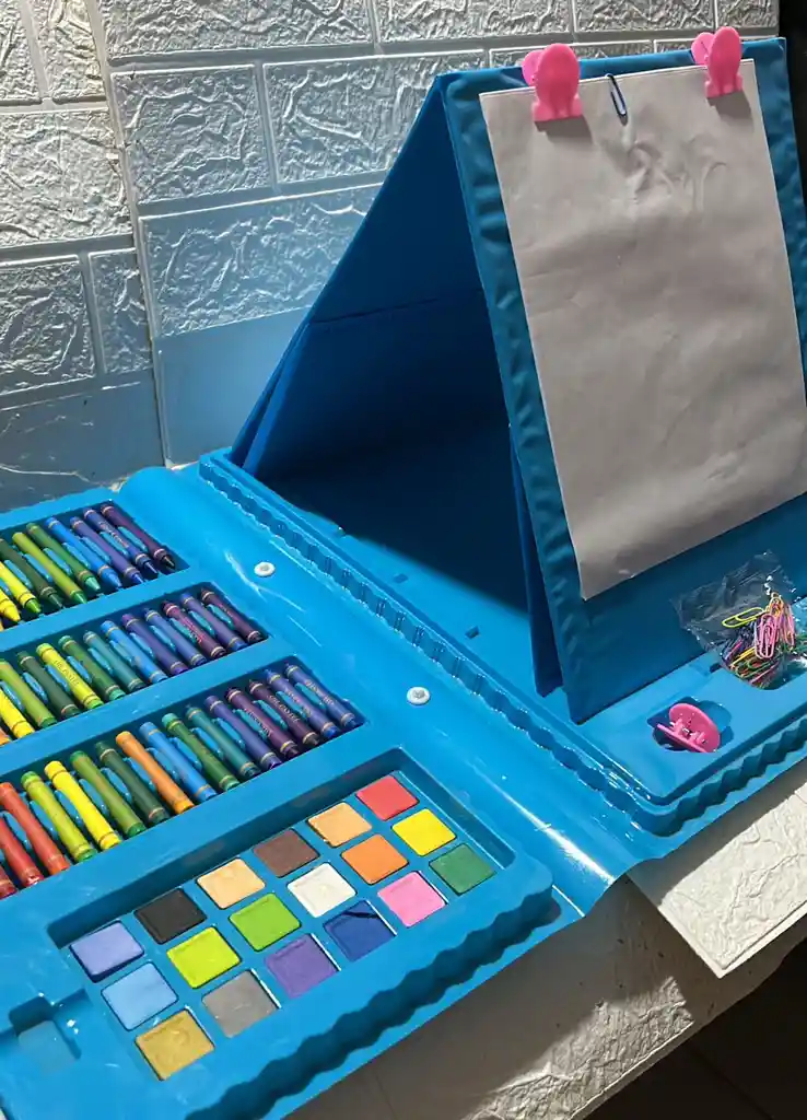 Set De Arte 208 Piezas Niño Marcadores + Crayolas + Colores + Plumones Etc