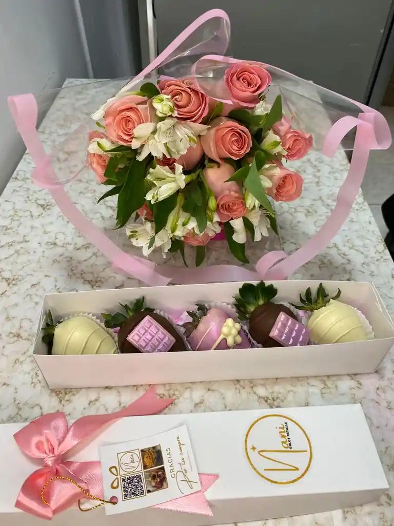 Ramo De Rosas Y Astromelias Mas Caja De Fresas Con Chocolate