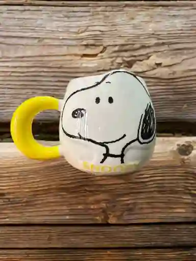 Mug De Snoopy Amarillo