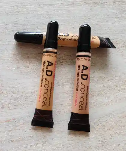 Corrector A.d Conceal
