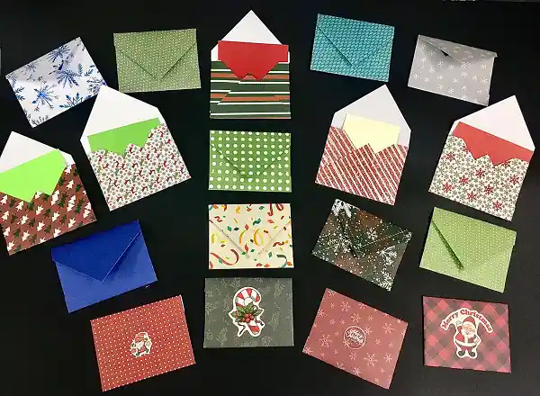 Sobres Navidad 10 X 8 Cm Surtidos X 2 Unidades