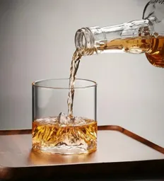 Vaso En Vidrio Para Trago Whisky Con Diseño De Montaña