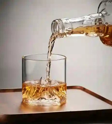 Vaso En Vidrio Para Trago Whisky Con Diseño De Montaña