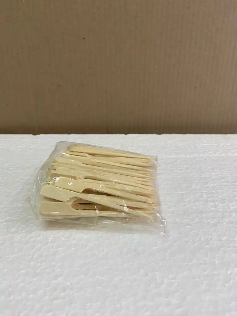Pinchos Madera Broche 10 Cm X 100 Und
