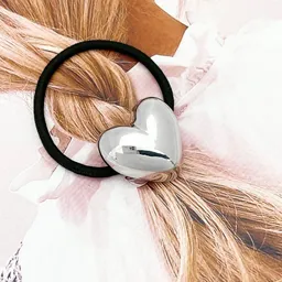 Hair Cuffs , Liga Para El Cabello Con Aplicación En Forma De Corazón