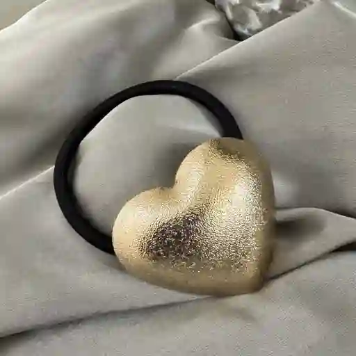 Hair Cuffs , Liga Para El Cabello Con Aplicación En Forma De Corazón