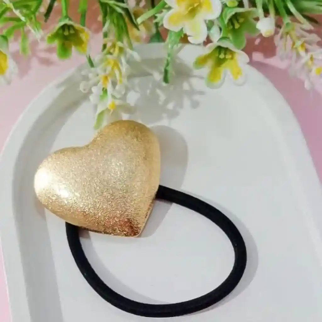 Hair Cuffs , Liga Para El Cabello Con Aplicación En Forma De Corazón