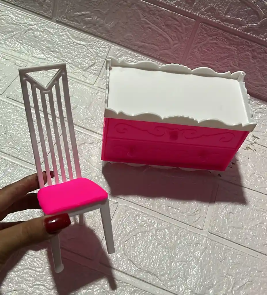 Juego Alcoba Para Muñecas Cama + Cajonera + Silla Juguetes Para Niña