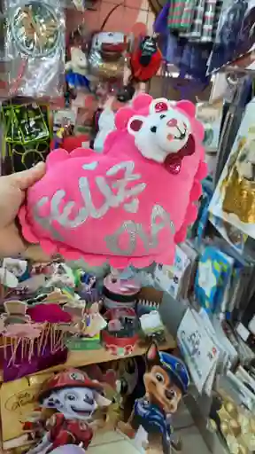 Cojin Peluche De Corazón Feliz Día