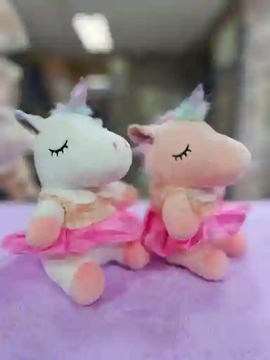 Peluche Unicornio Con Vestido Blanco Y Rosado 25cm